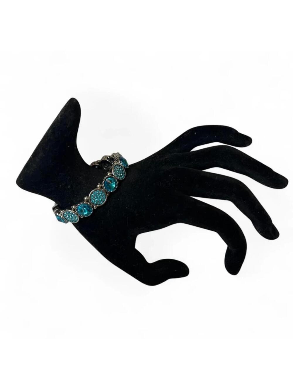 A Vintage Blue rhinestone Bracelet